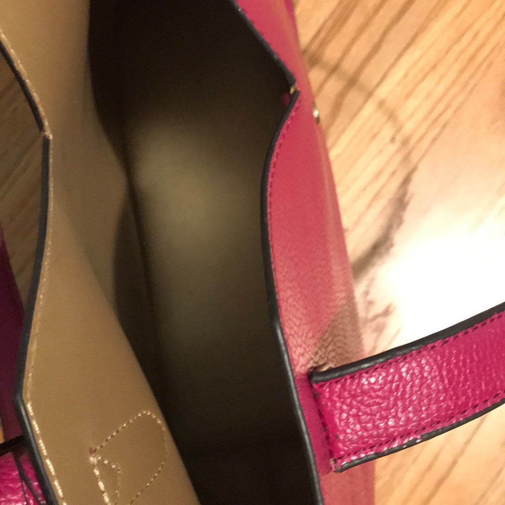 fuchsia bag - Picture 6 of 8